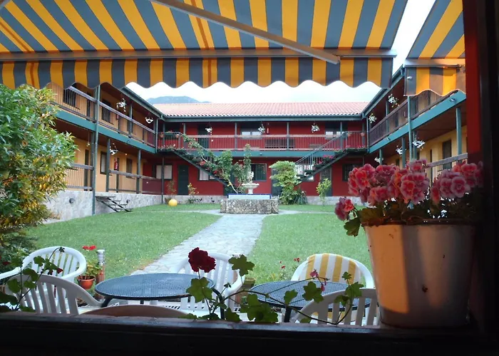 Aldea Del Trasgu Hotel