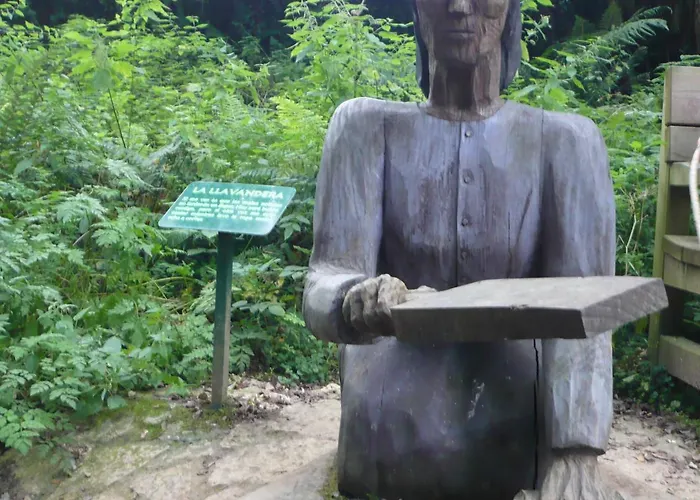 Aldea Del Trasgu 2* Cuerres