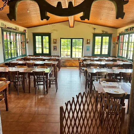 Hotel Aldea Del Trasgu 2*